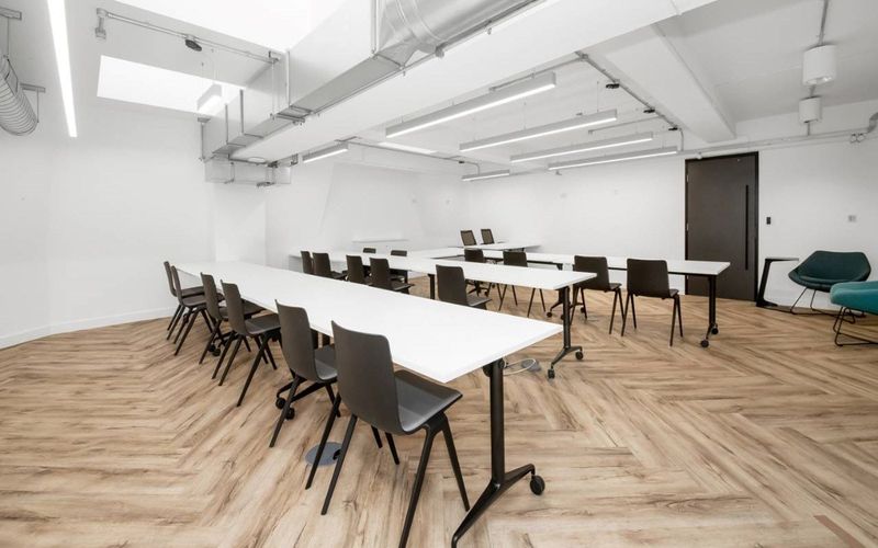 7 Swallow Pl, London Image 4