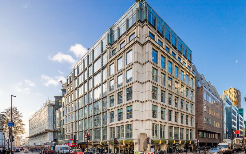 131 Finsbury Pavement, London Image 9