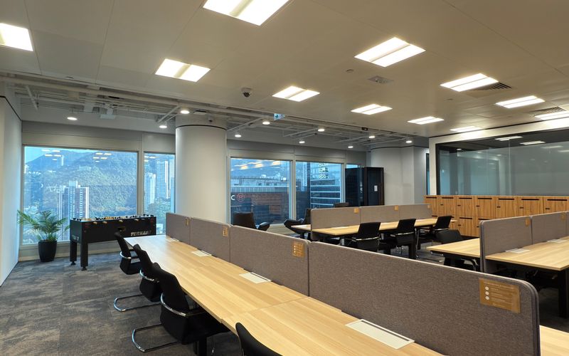 2 Queen's Road Central, Central Image 9