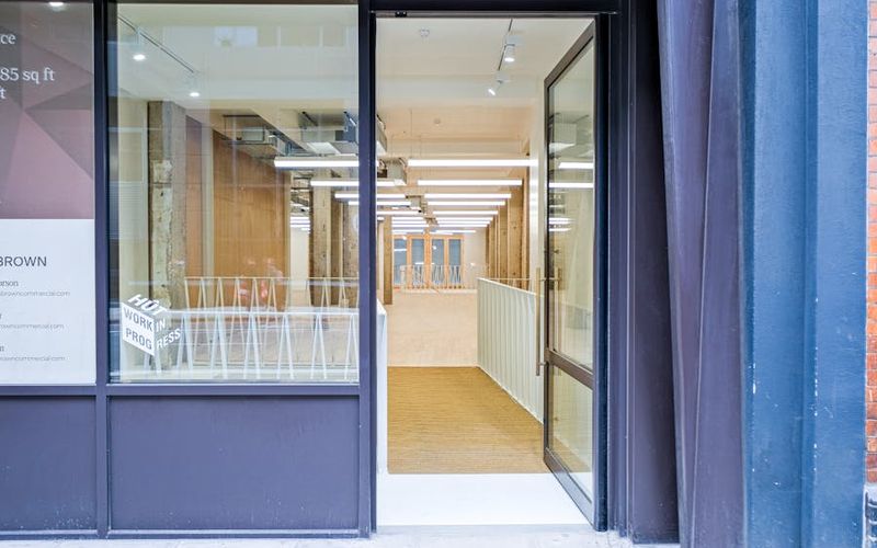 49-51 Farringdon Road, Clerkenwell Image 3