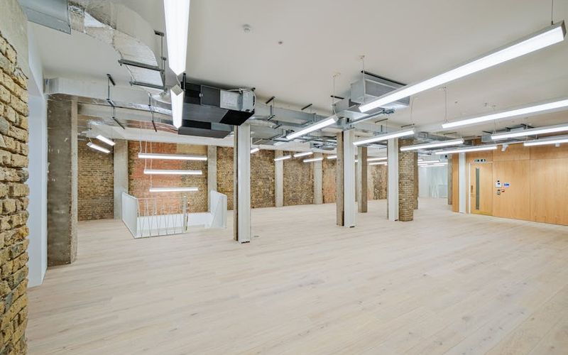 49-51 Farringdon Road, Clerkenwell Image 1