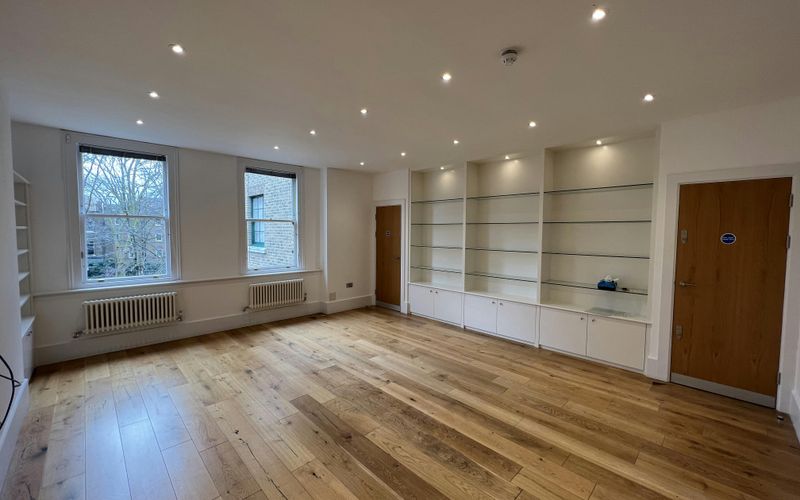 44 Clerkenwell Close, Clerkenwell Image 4