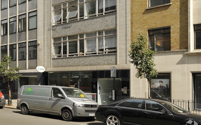 21 Berners Street, Fitzrovia Image 5