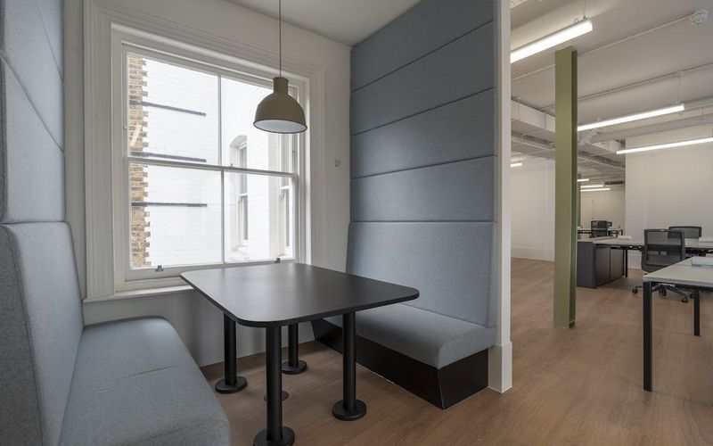 1 West Smithfield, Clerkenwell Image 4