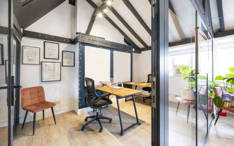 106 Cleveland Street, Fitzrovia, 10 DESKS 106 Cleveland Street, Fitzrovia Image 1