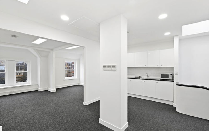 21 Wigmore St, Marylebone Image 1