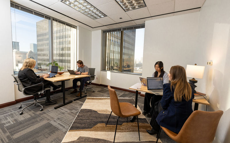 180 N Stetson Ave, Chicago Image 1