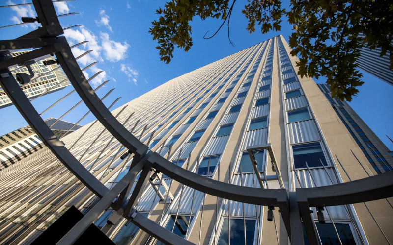 180 N Stetson Ave, Chicago Image 10