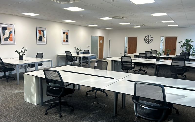 Harvest Crescent, Hampshire Image 2