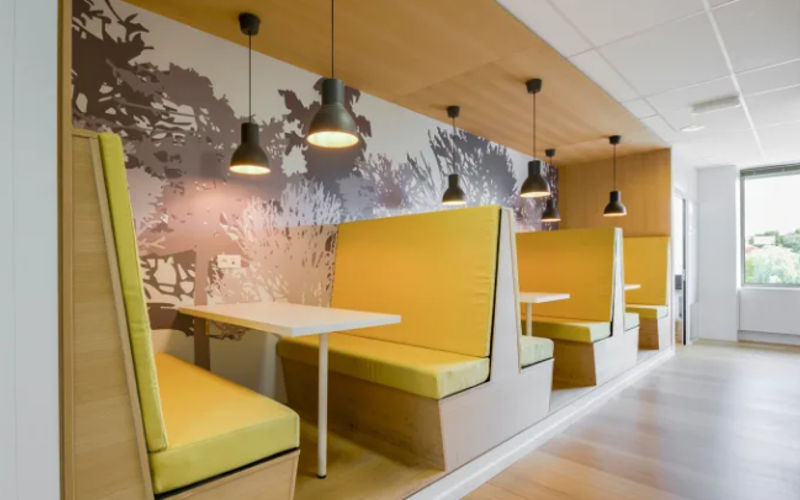 10-05 Boulevar Rafael Landivar, Guatemala Image 3