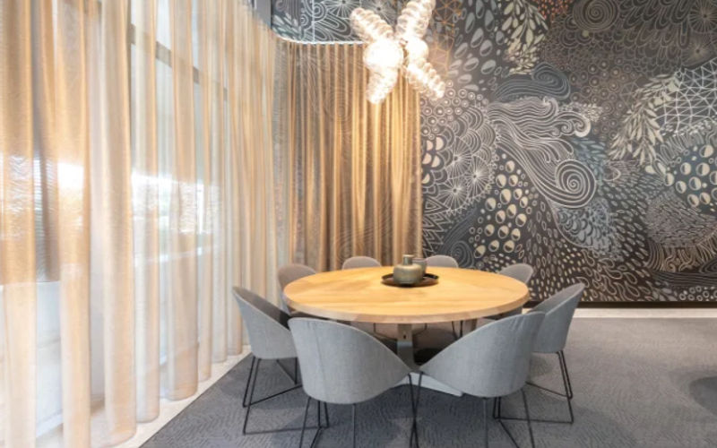 9400 W Higgins, Rosemont Image 10