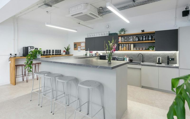 12-16 Clerkenwell Rd, London Image 8