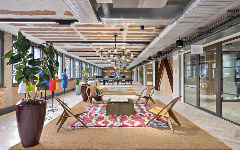 52 Tottenham St, London Image 7