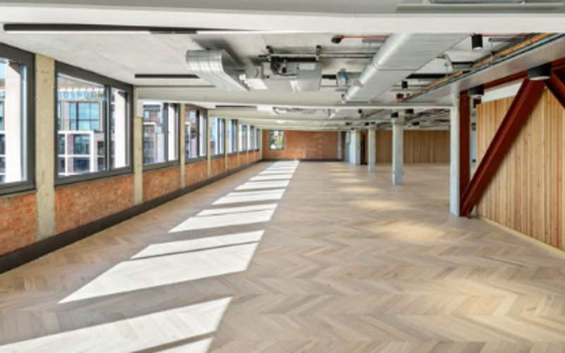 52 Tottenham St, London Image 2