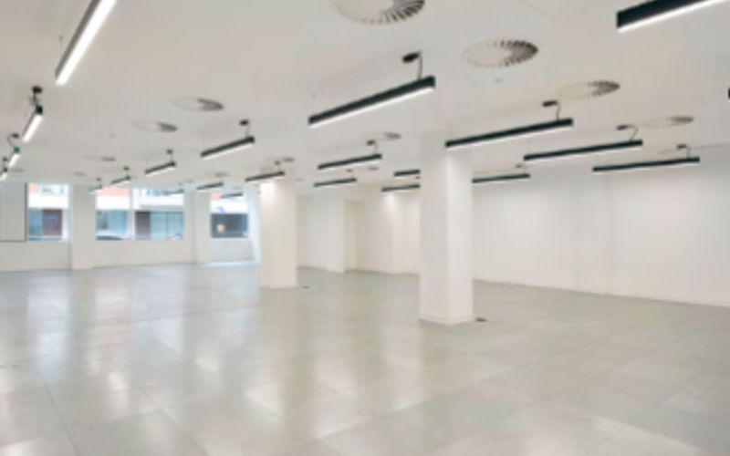 10 Whitfield St, London Image 3