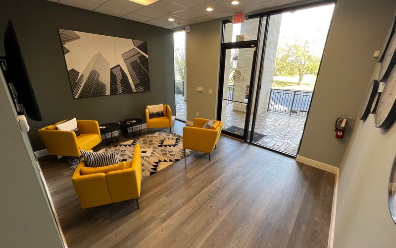 2121 South Hiawassee Road, Orlando Image 3