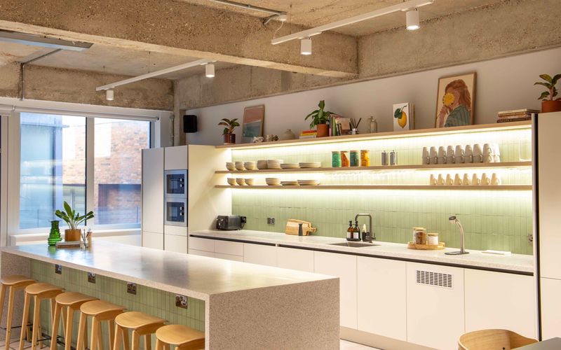 140 Goswell Road, Greater London Image 9