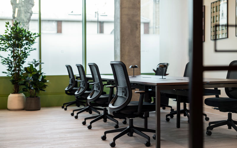 22 Ash Ave, London Image 2