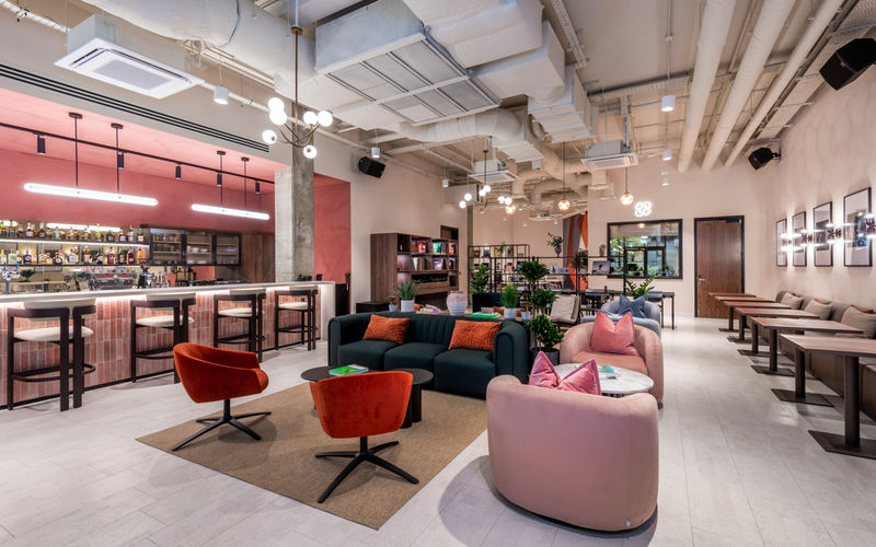 22 Ash Ave, London Image 12