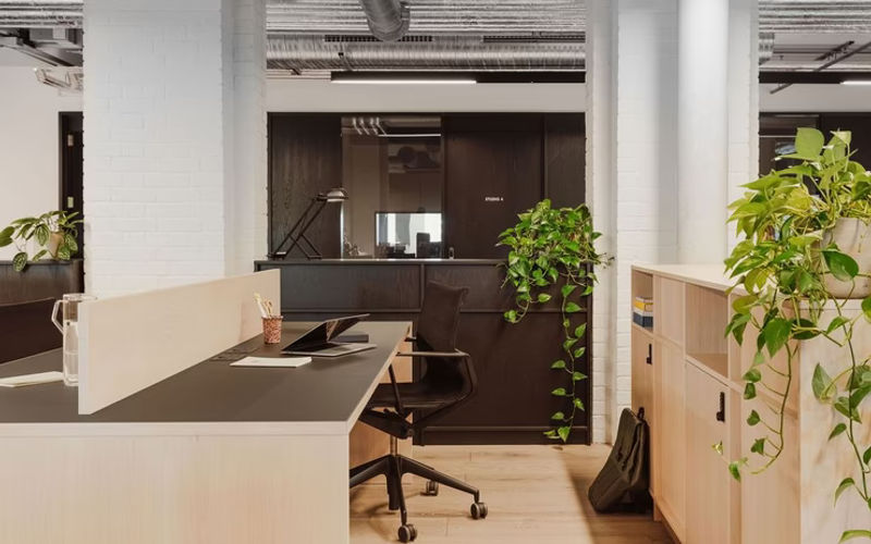 92 Albert Embankment, Vauxhall Image 3