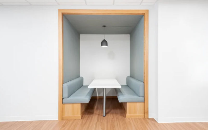 2650 Camino Del Rio N, San Diego Image 1