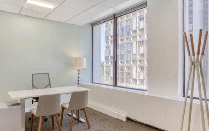 504 Plant Street, Winter Garden, 50 DESKS 504 Plant Street, Winter Garden Image 1