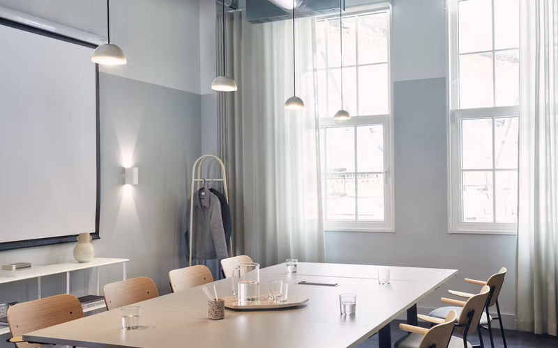 The Concourse Waterloo Station, Waterloo Image 9