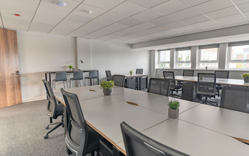 81 Station Road, Ashford Image 2