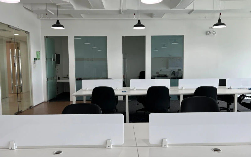 31st Street 2nd Avenue, Taguig Image 1