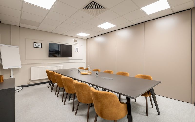 33-34 Winckley Square, Preston Image 2