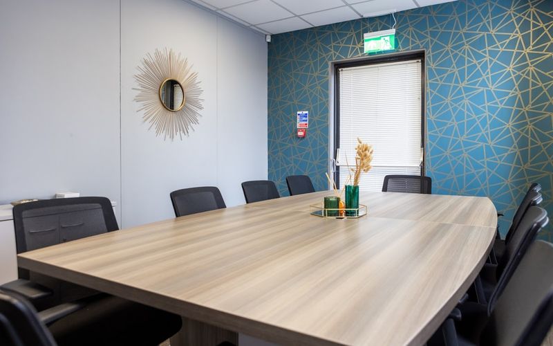 21-23 Elmfield Rd, Bromley Image 3