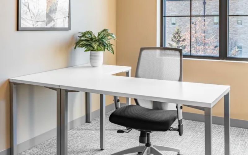 20937 Ashburn Rd, Ashburn Image 3