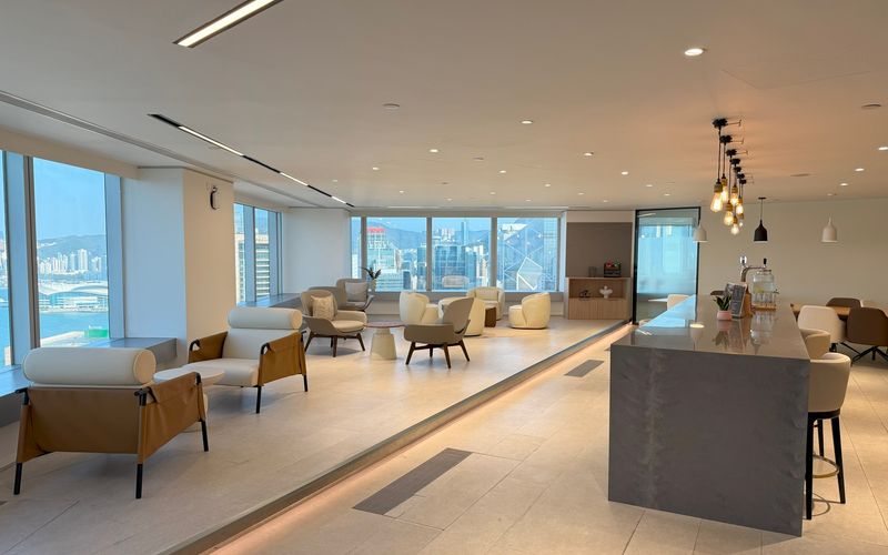 99 Queen's Road Central, Central Image 5