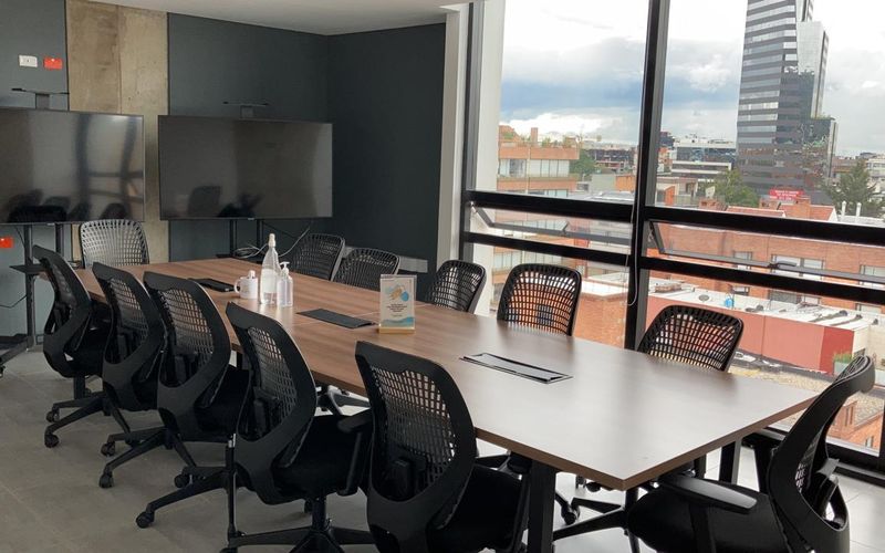 16 Carrera #97-46, Bogotá Image 4