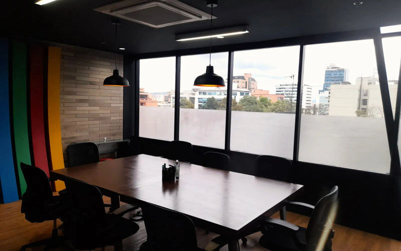 19 Avenida #95-20, Bogotá Image 2