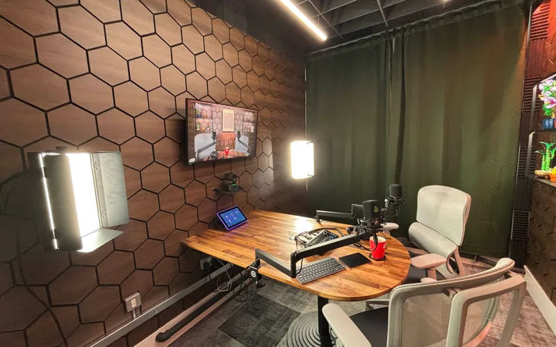 116a Bradshawgate, Leigh Image 4