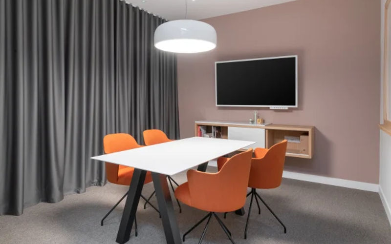 1N131 County Farm Road, Winfield Image 2