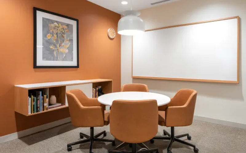 30-10 41st Ave, Long Island City Image 1