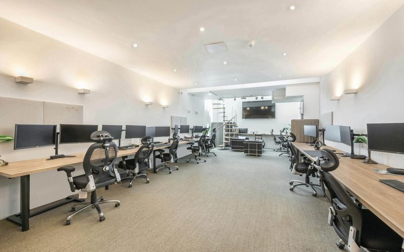 18 Newman Street, Fitzrovia Image 7