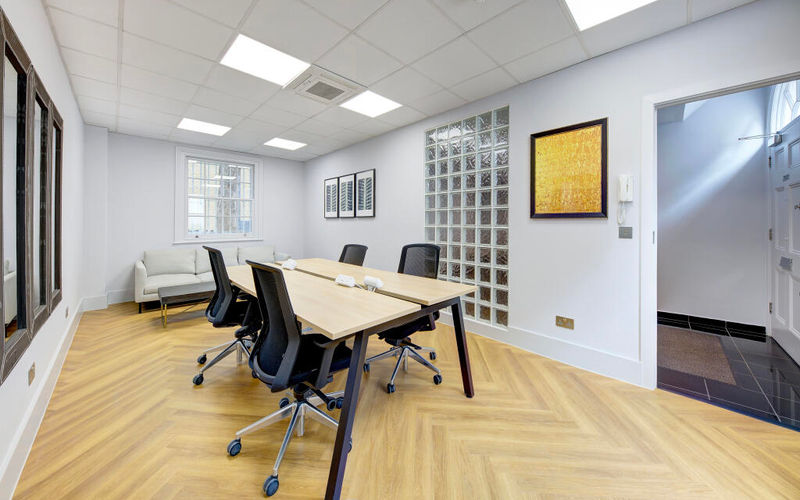 235 – 237 Vauxhall Bridge Rd, London Image 3