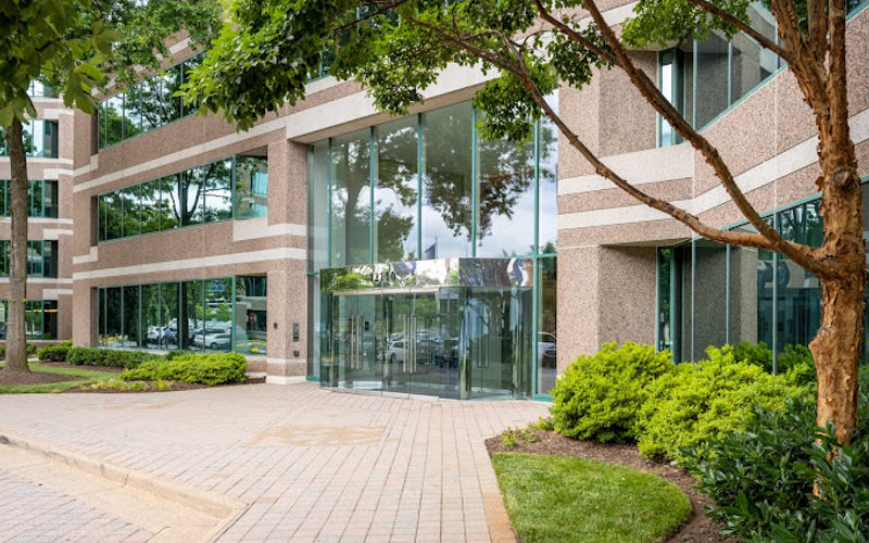 12110 Sunset Hills Rd, Reston Image 12