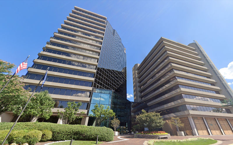 1751 Pinnacle Dr, Mclean, 50 DESKS 1751 Pinnacle Dr, Mclean Image 1