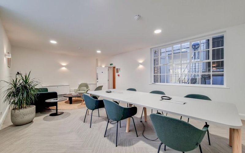 3 Fitzhardinge Street, London Image 8