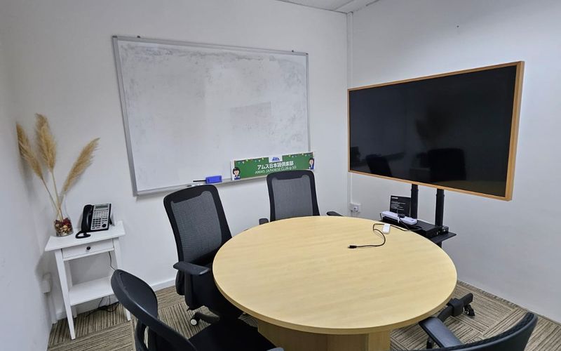 112 Robinson Road, City Image 5