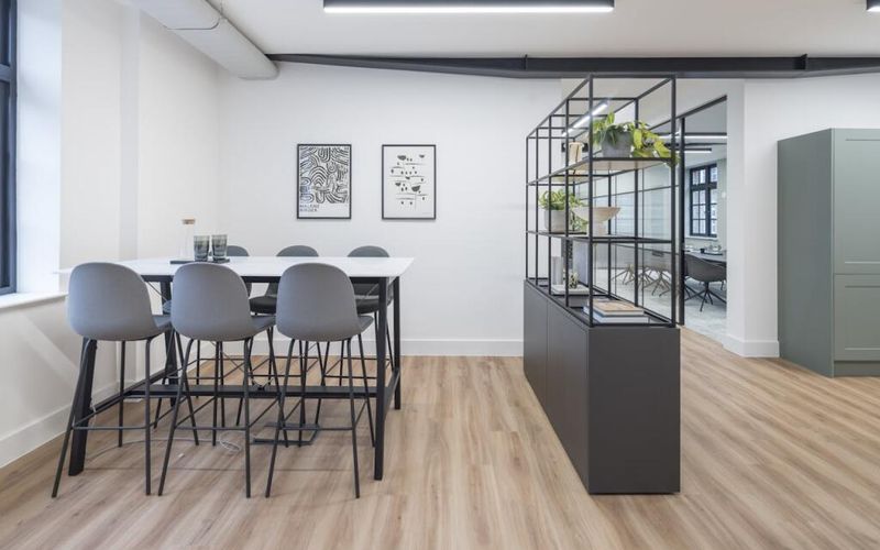 39 Earlham St, London Image 3