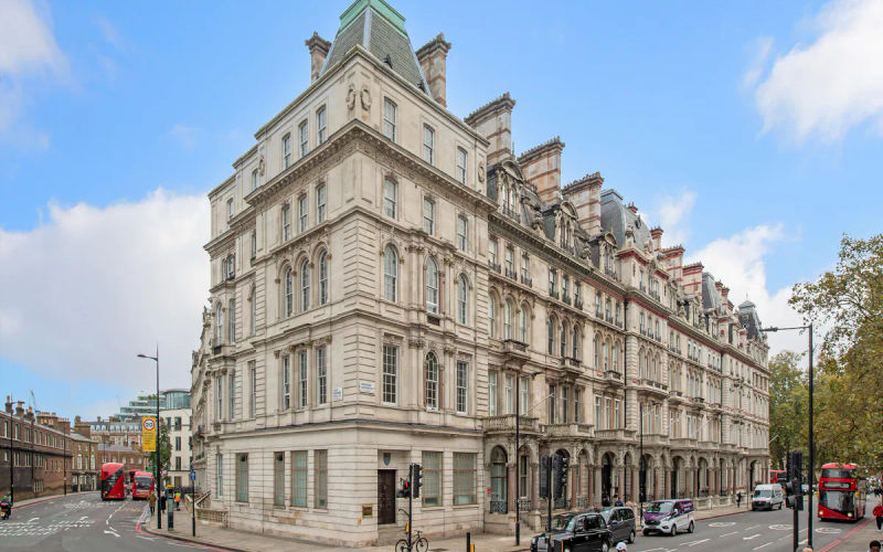 42-44 Grosvenor Gardens, London Image 6