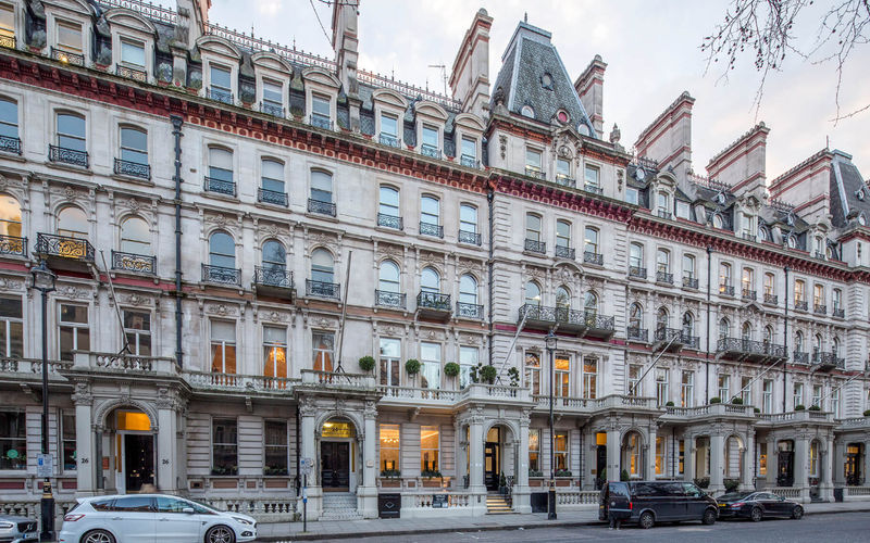 22 Grosvenor Gardens, London Image 6