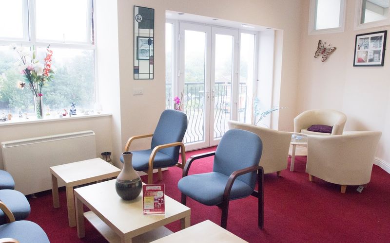 Chapel Rd, Oldham Image 10