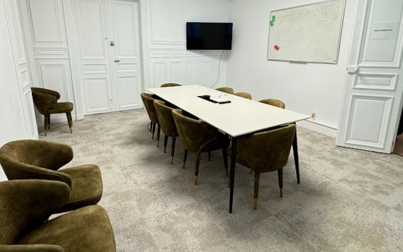 6 Rue Rougemont, Paris Image 5