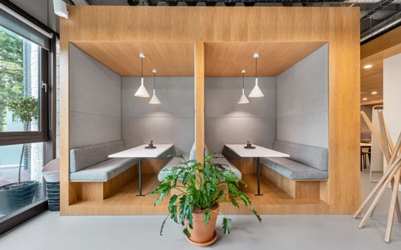 135 High Street, London Image 1